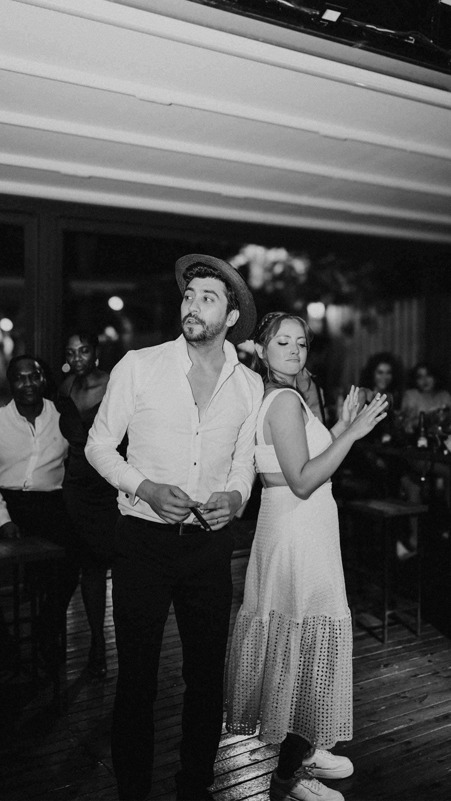 Gecenin ritmi, aşkın en özgür hali.
